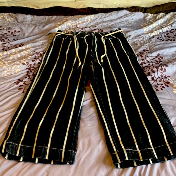 BDG Urban Oufitters Cropped Pants - Picture 1 of 5